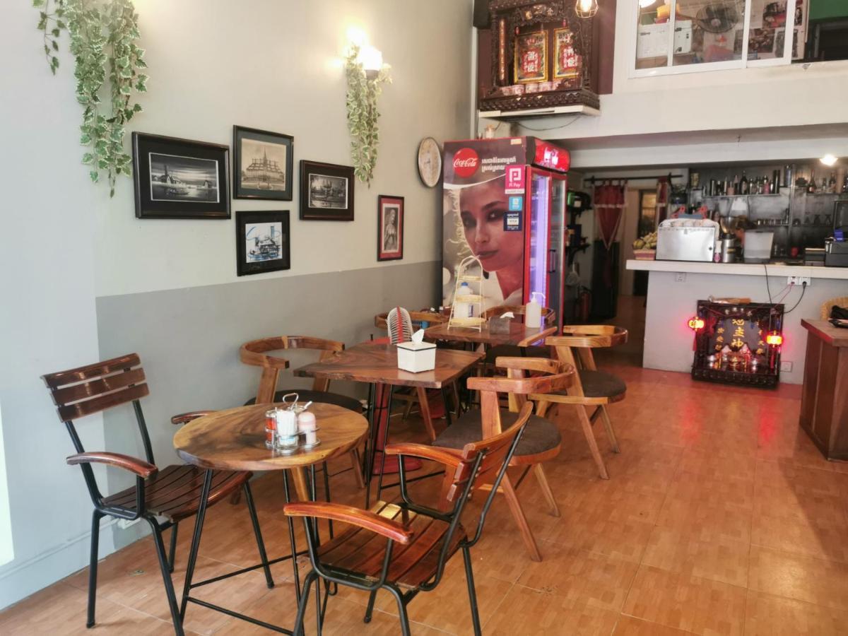 Sovanphum Riverside Phnom Penh Bagian luar foto